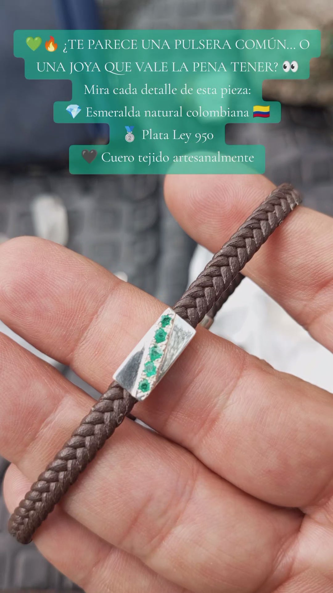 Pulsera Artesanal en Plata Ley 950 con Esmeralda Natural