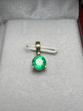 Dije en Oro 18K con Esmeralda Natural Talla Redonda